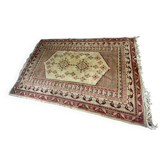 Tapis en laine fait main