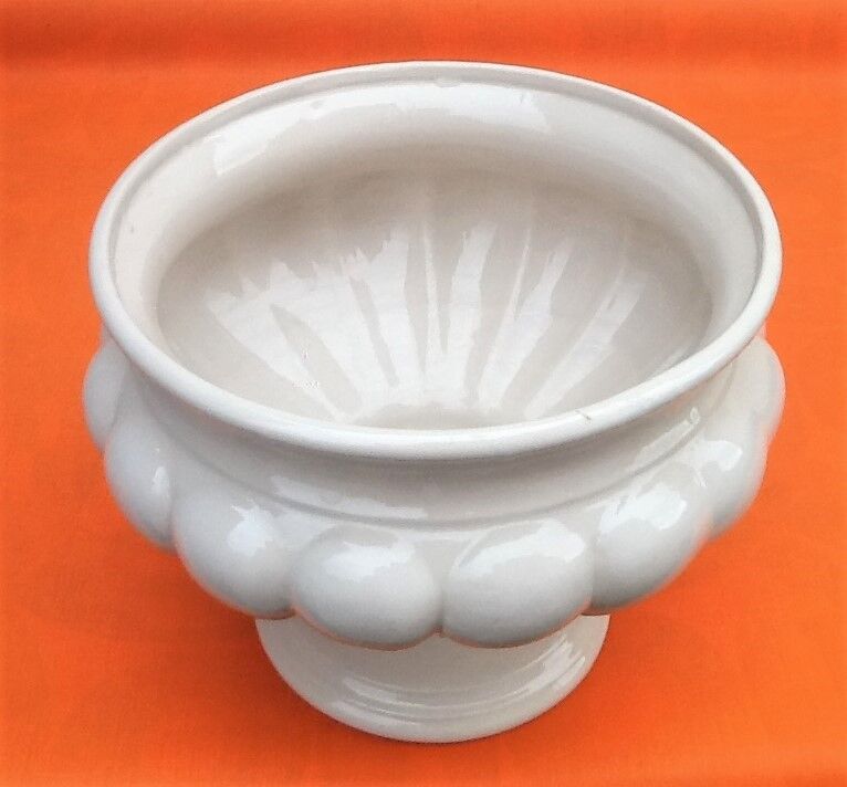 Pot-on-foot cache Ceramic Made in Italy Height: 180mm