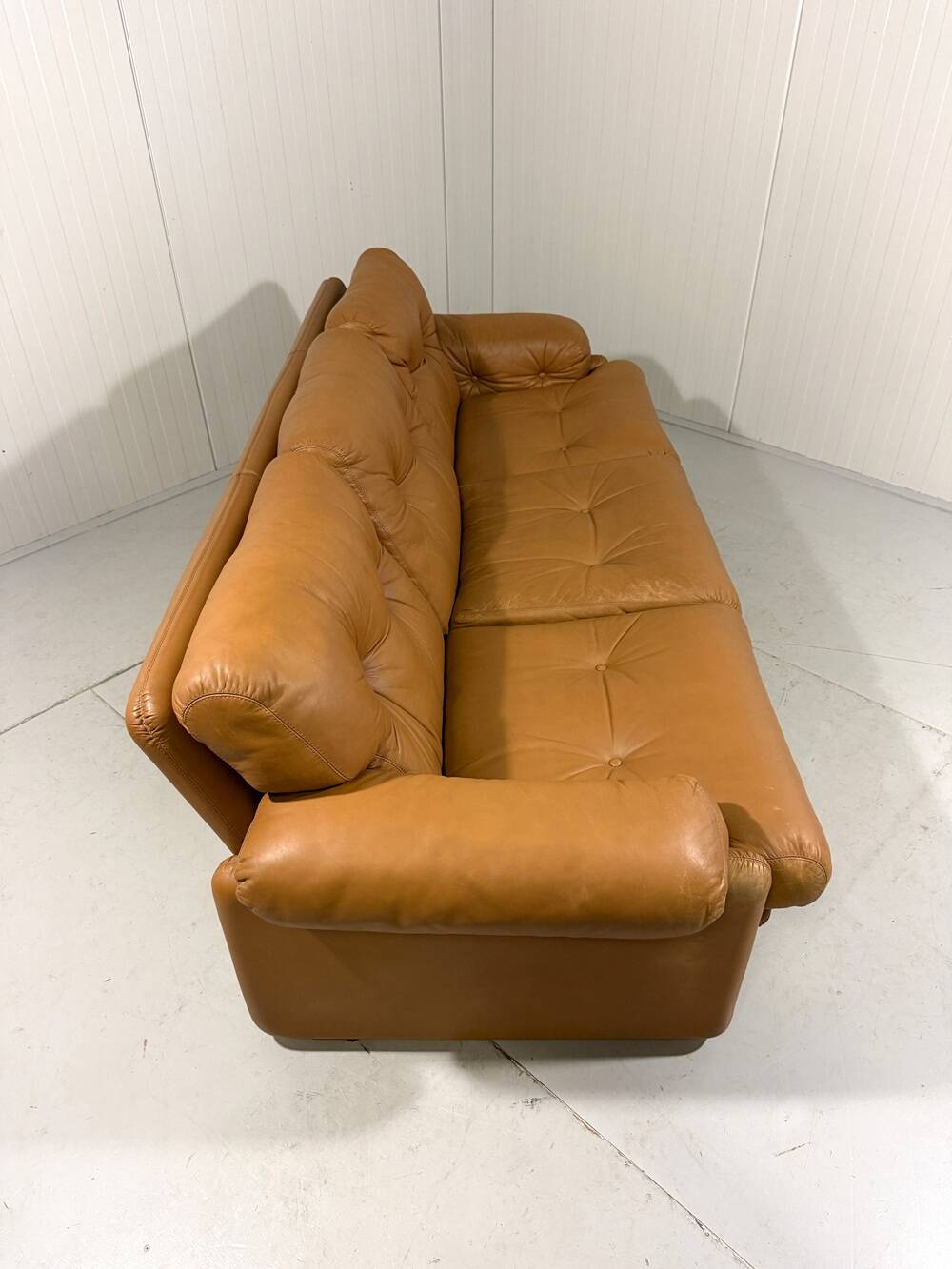 Canapé Coronado en cuir de Tobia et Afra Scarpa pour B&B Italia