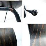 Lot de 2 chaises vintage Pagholz assise brun foncé piètement métal noir Wes