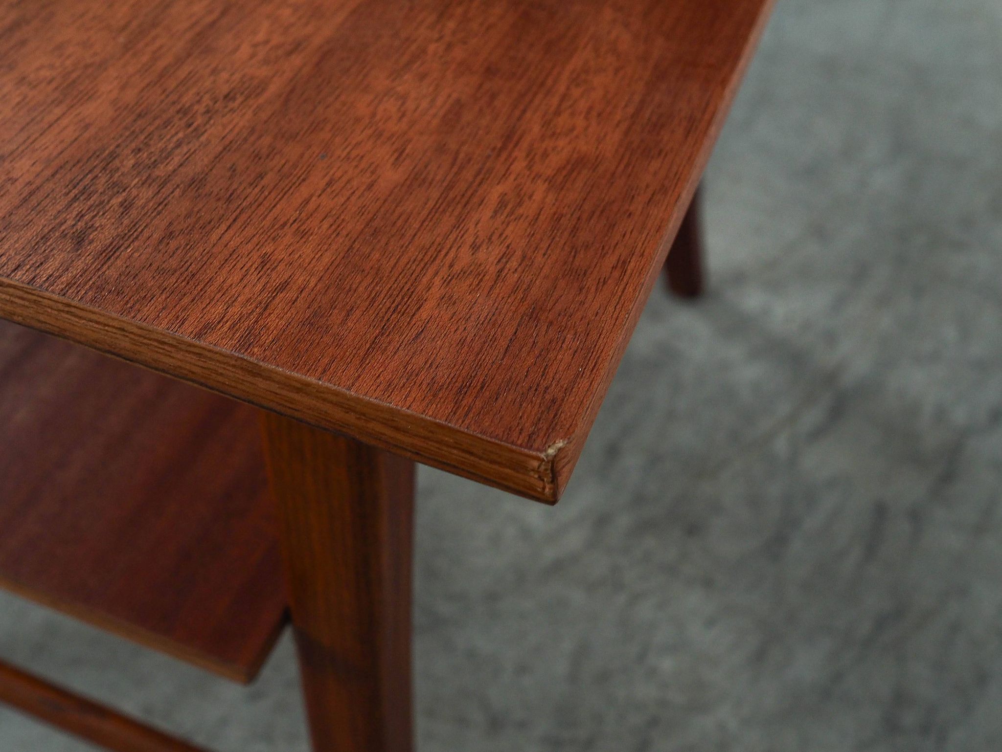 Table basse en teck, design danois, années 1970, production : Danemark