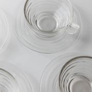 4x Transparent Glass Cups and Saucers with Grooved Embossing – Art Deco Italy 1960s, Elegant Tea Glassware Set