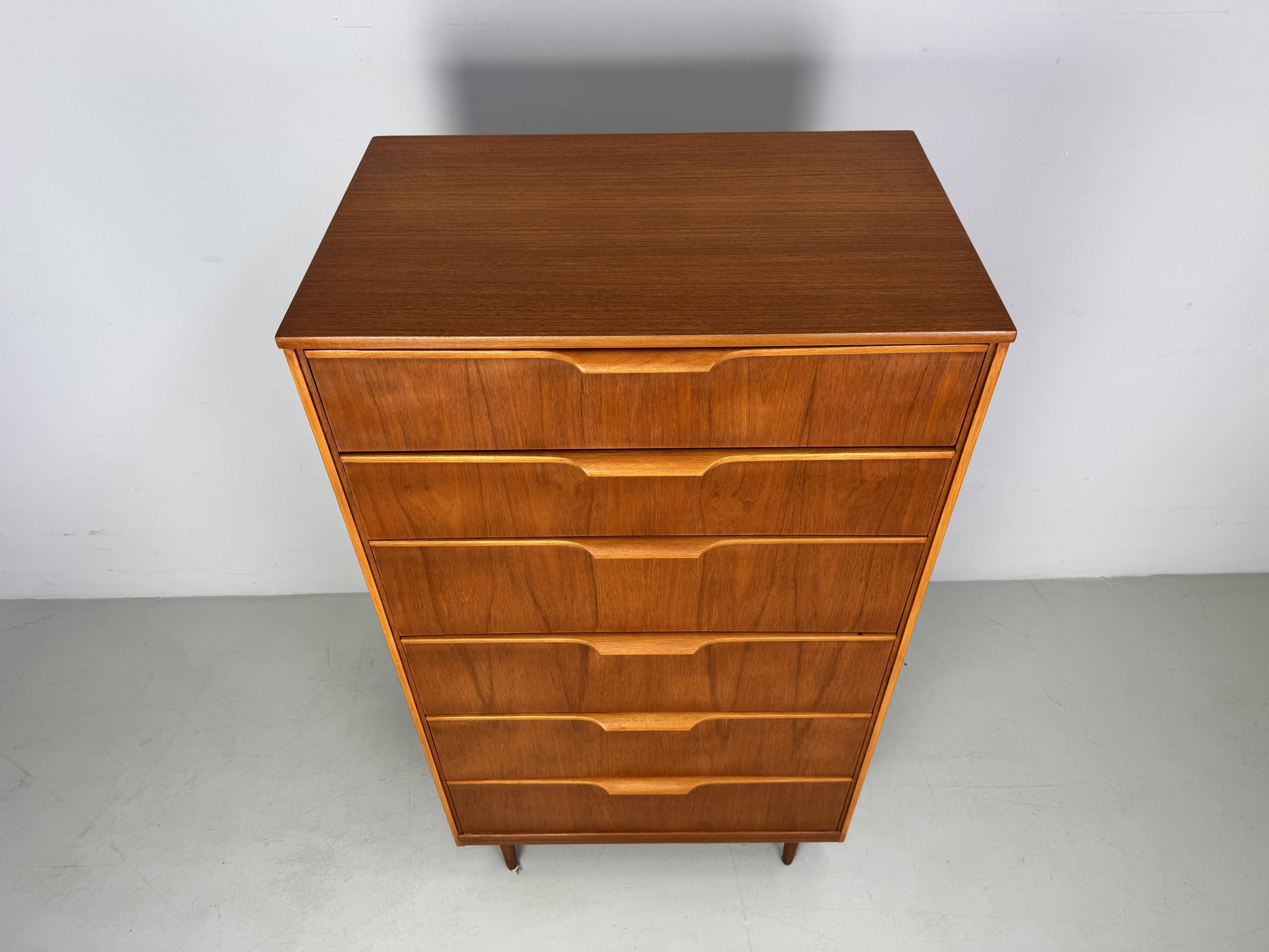 Vintage chest of drawers from Austinsuite, designed by Frank Guille, 1960s.