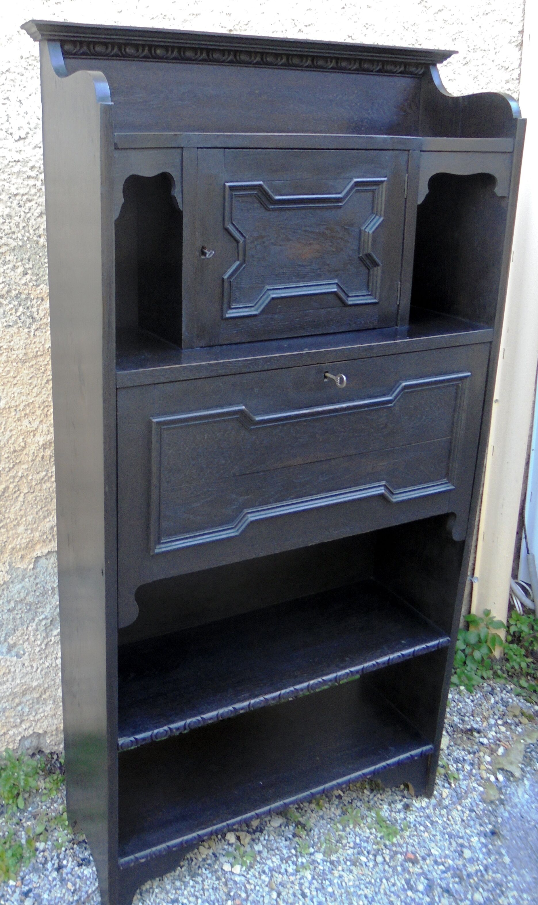 English Secretary cabinet