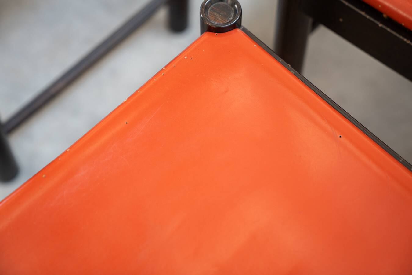 Table and 6 chairs mod. ibisco, 70's/80's