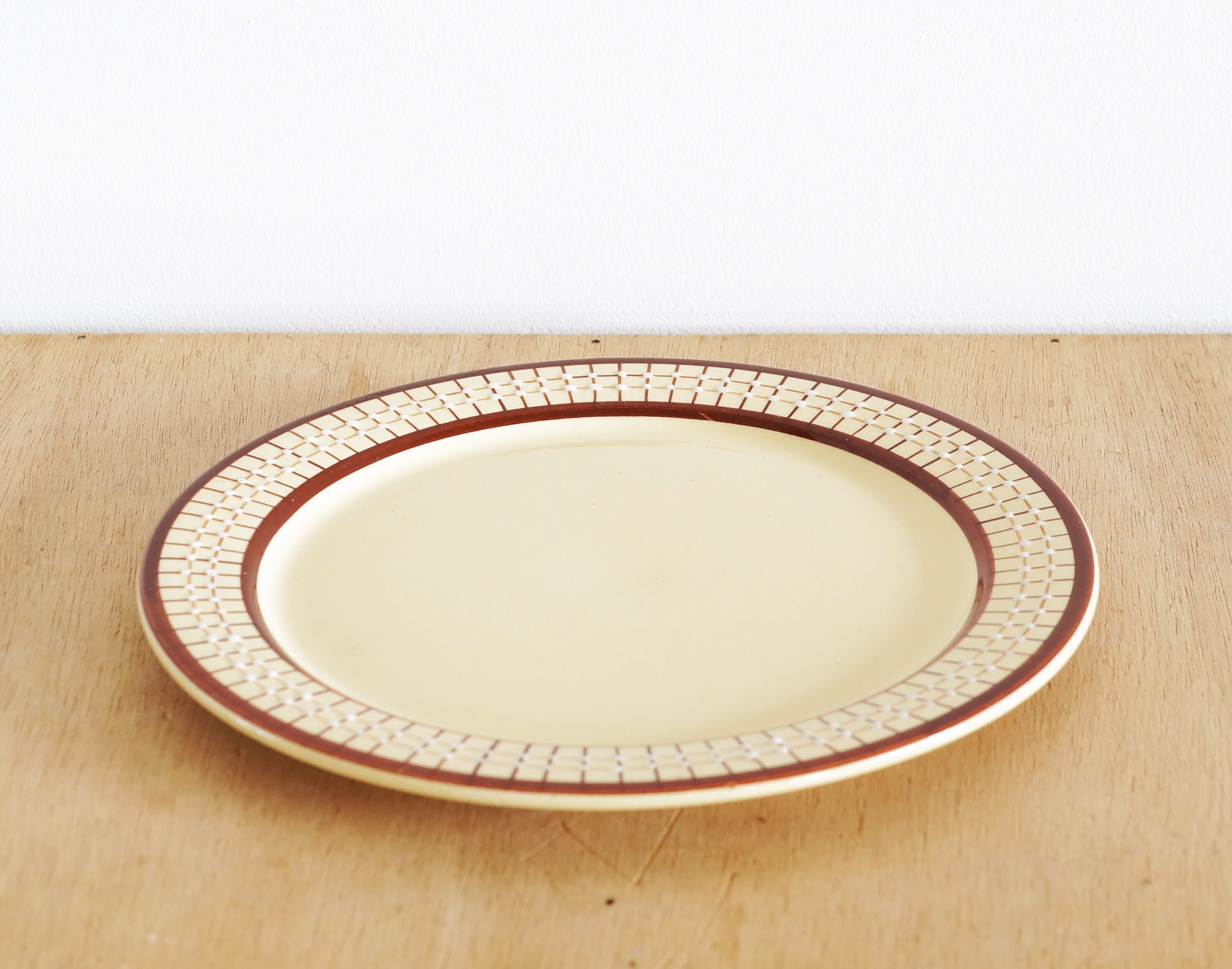 Dessert service 12 plates and tiled pie dish