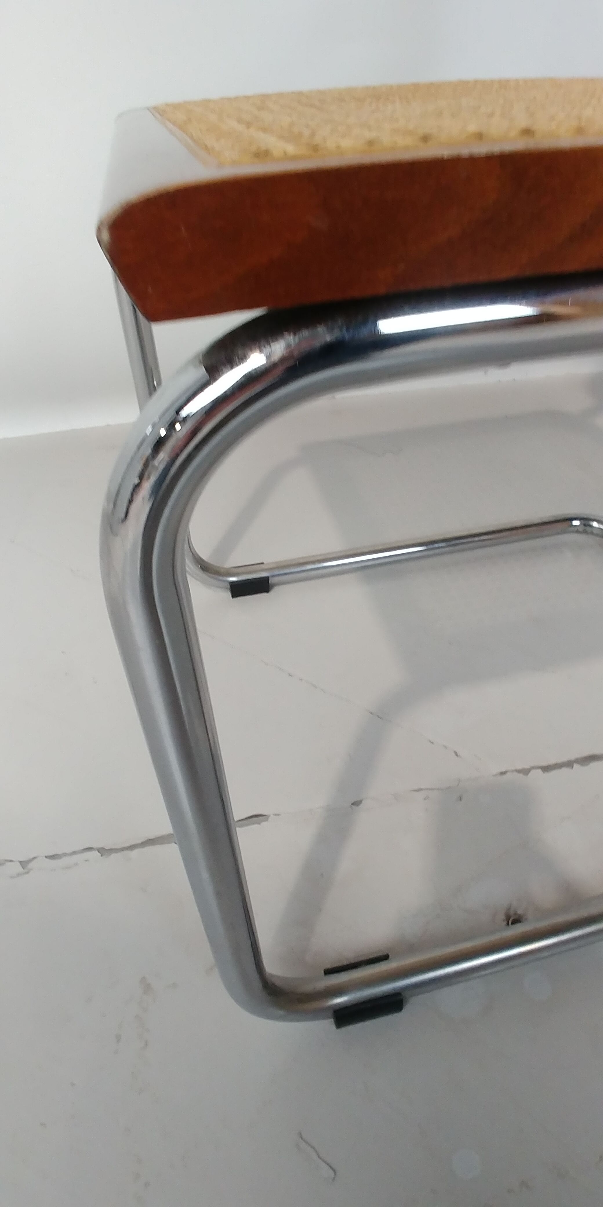 Marcel Breuer B32 chair