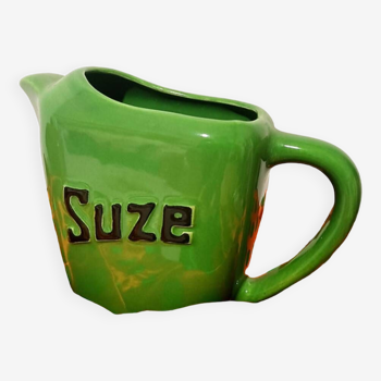 Pitcher Suze