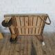 Table basse en bois et métal, ancien chariot industriel