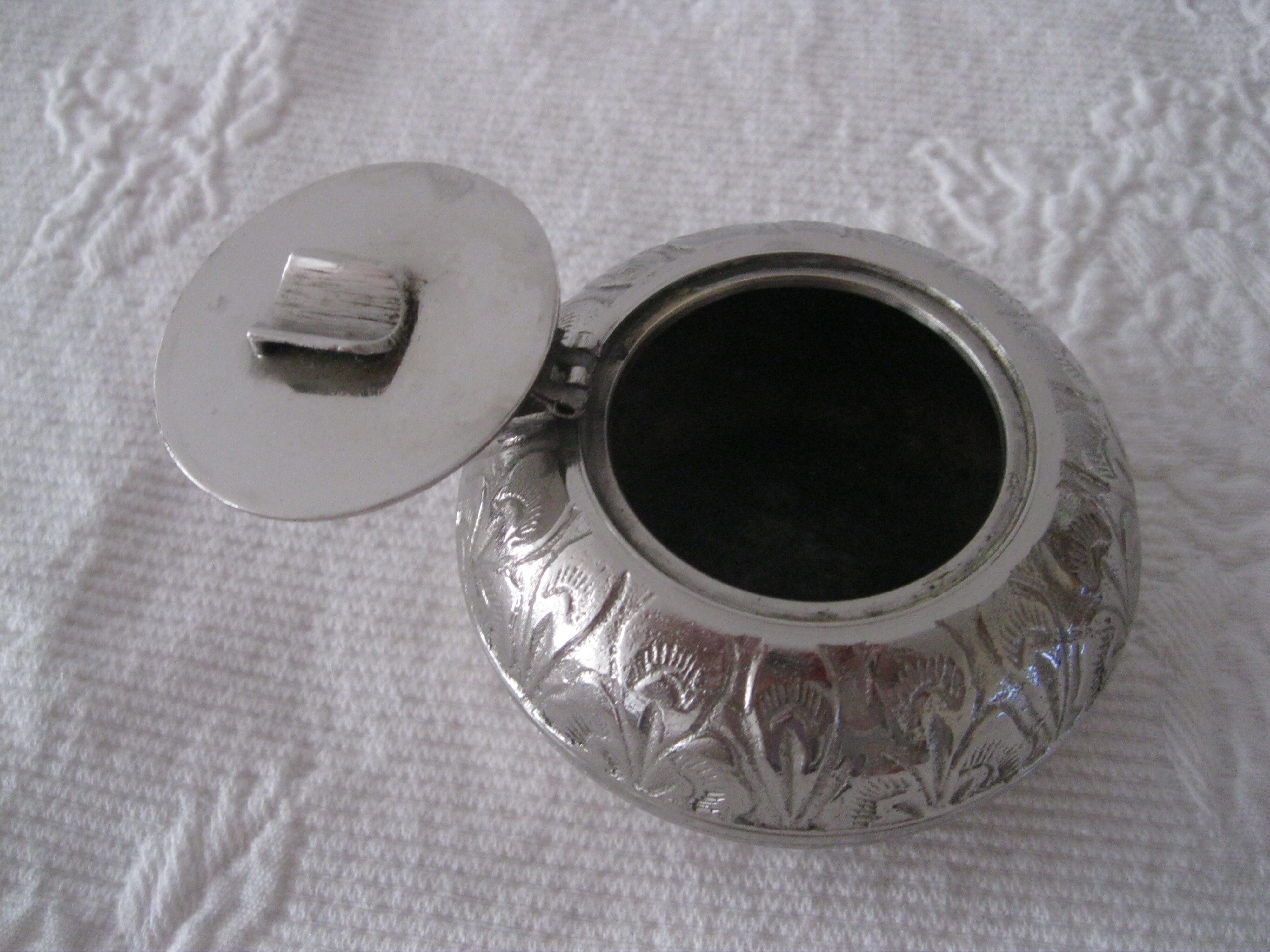 Pocket ashtray