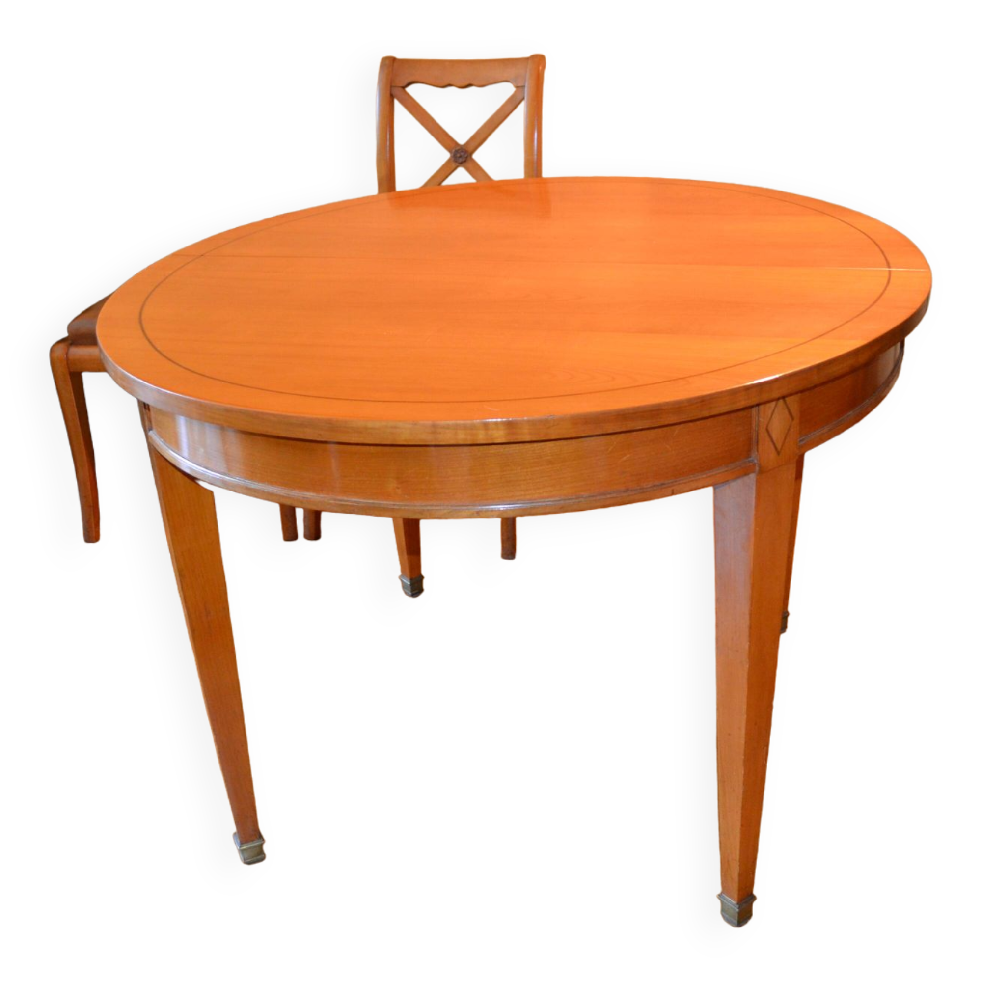 Extendable solid cherry wood dining table