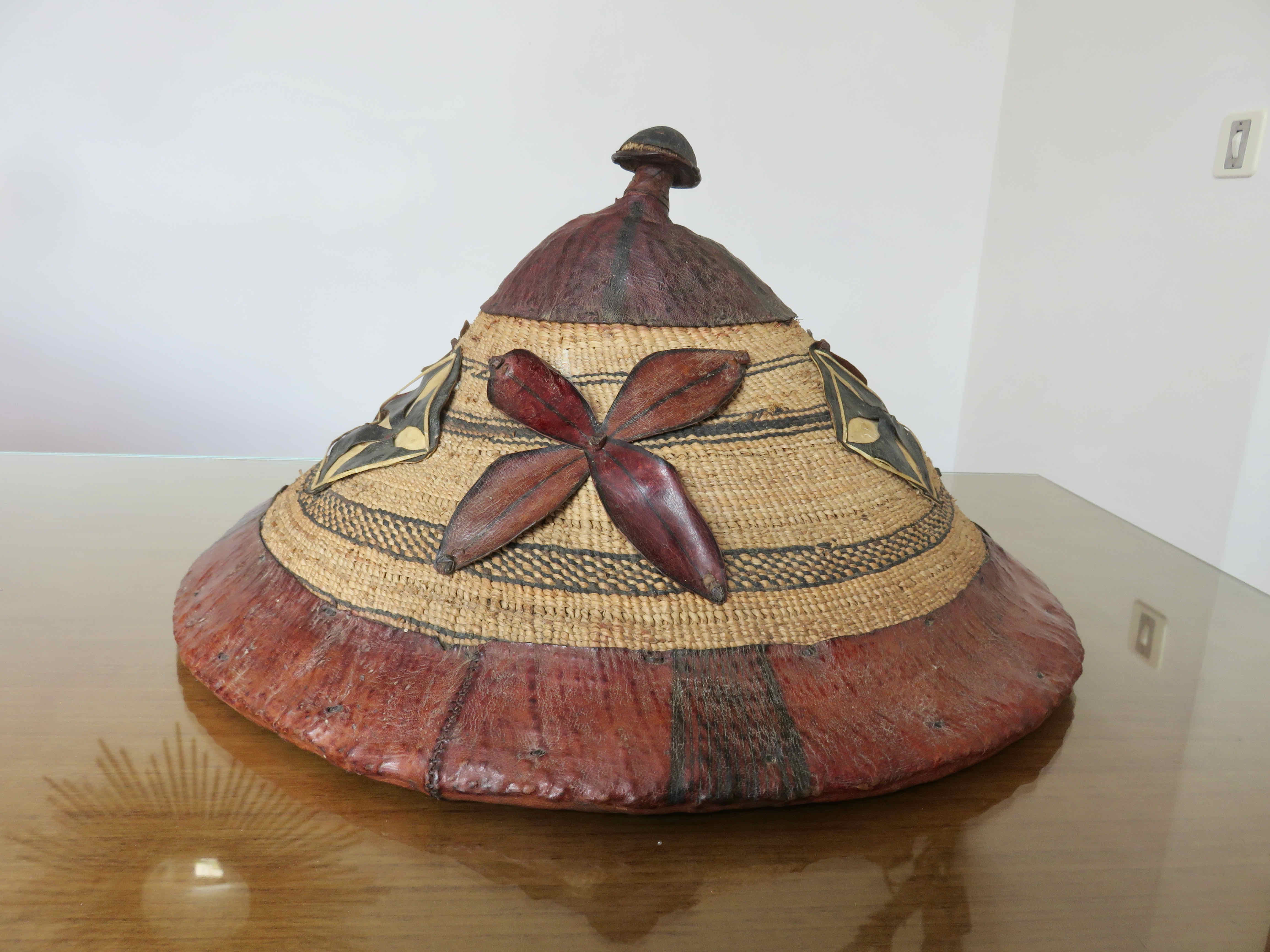 African hat "Fulani" in leather and braided rope 1900s