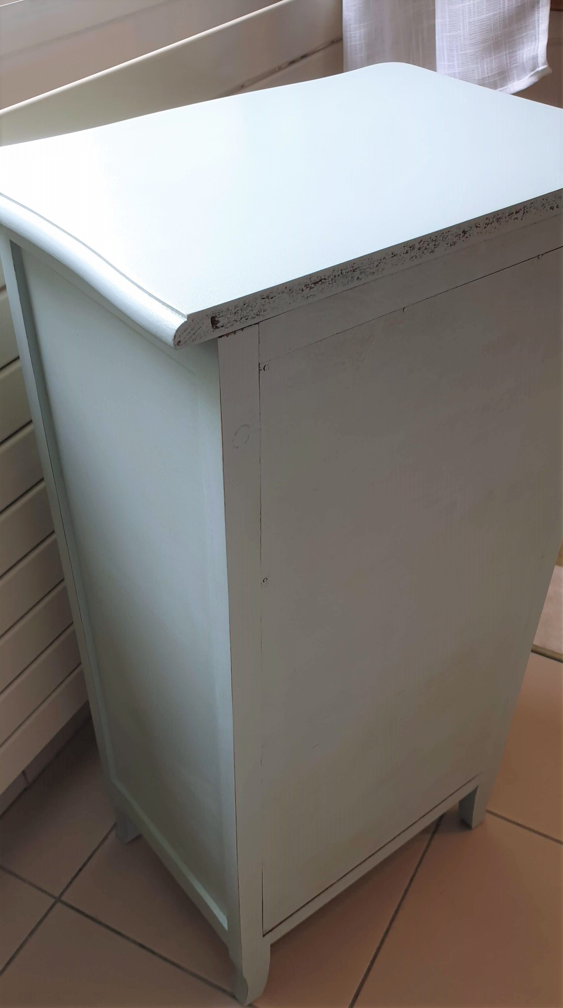 Chiffonier