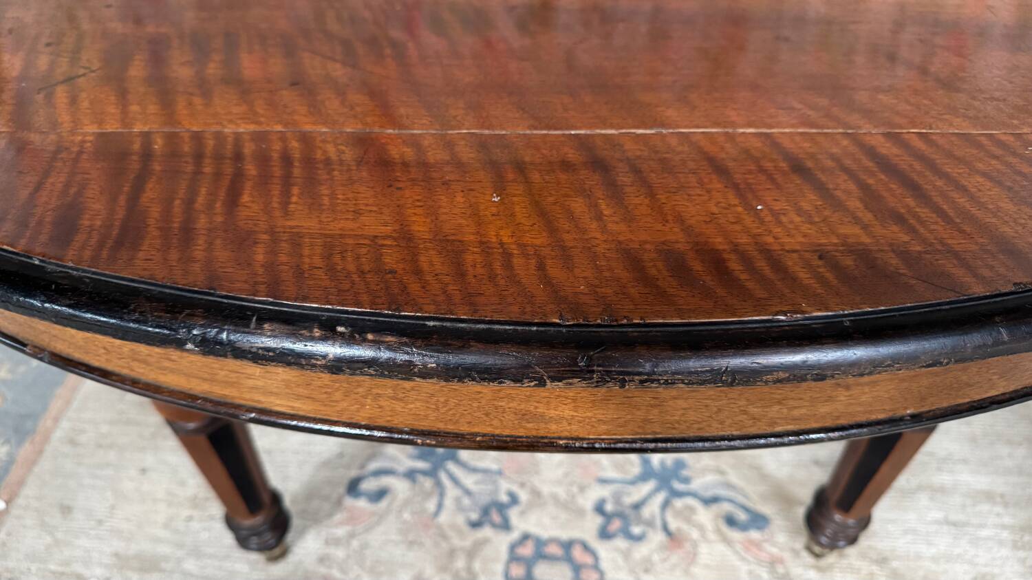 Oval Mahogany Dining Table N III