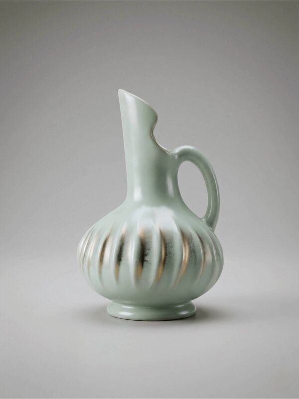 Vase en céramique B. Letalle Saint-Clément – modèle 9002 – vert céladon irisé – années 1950/60 – 18 cm