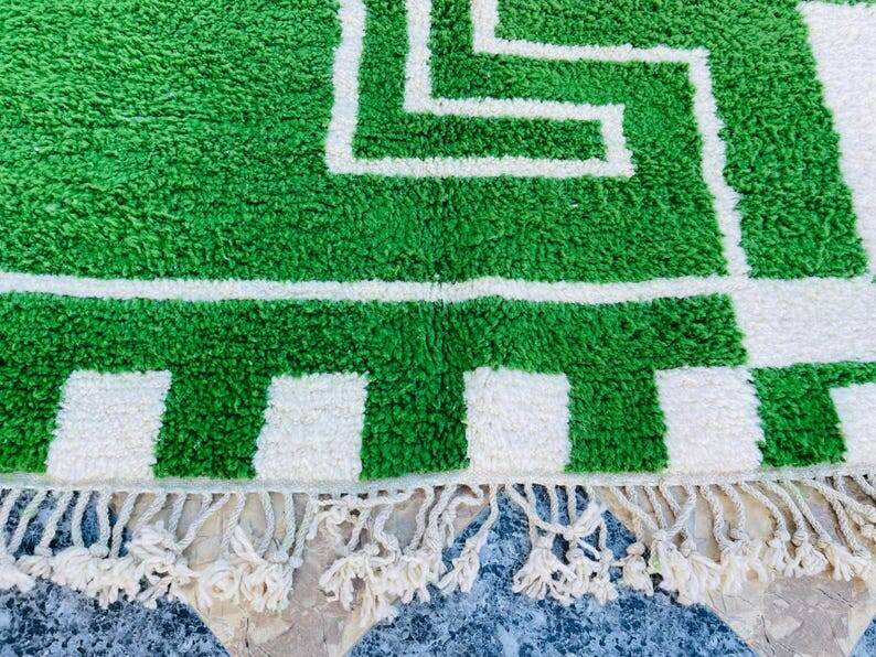 Handmade Moroccan Rug 250cm x 150cm
