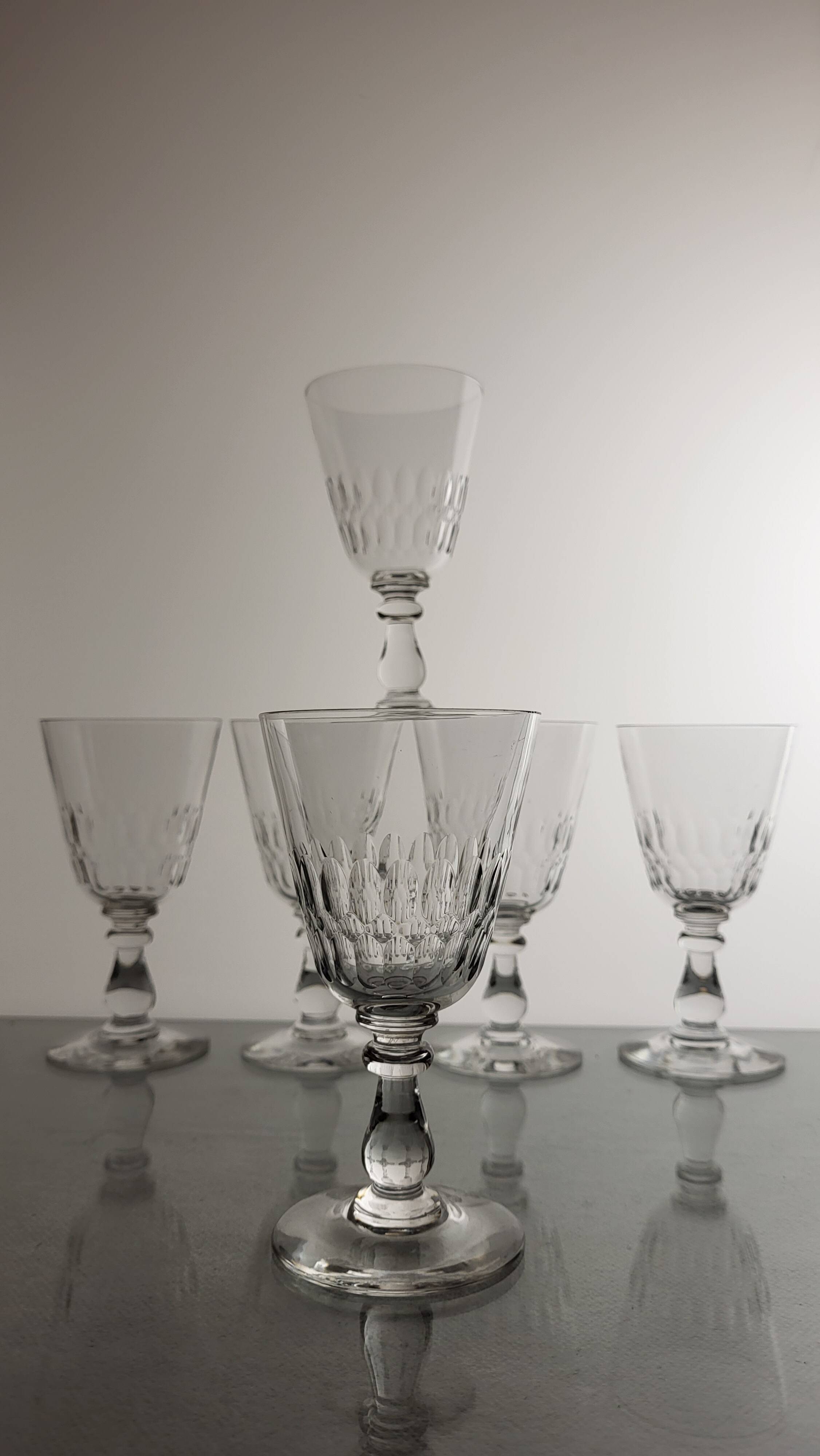 6 crystal wine glasses