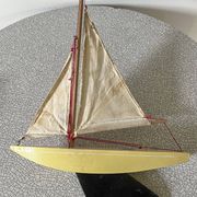 English basin sailboat bowman in wood, 50s-60s