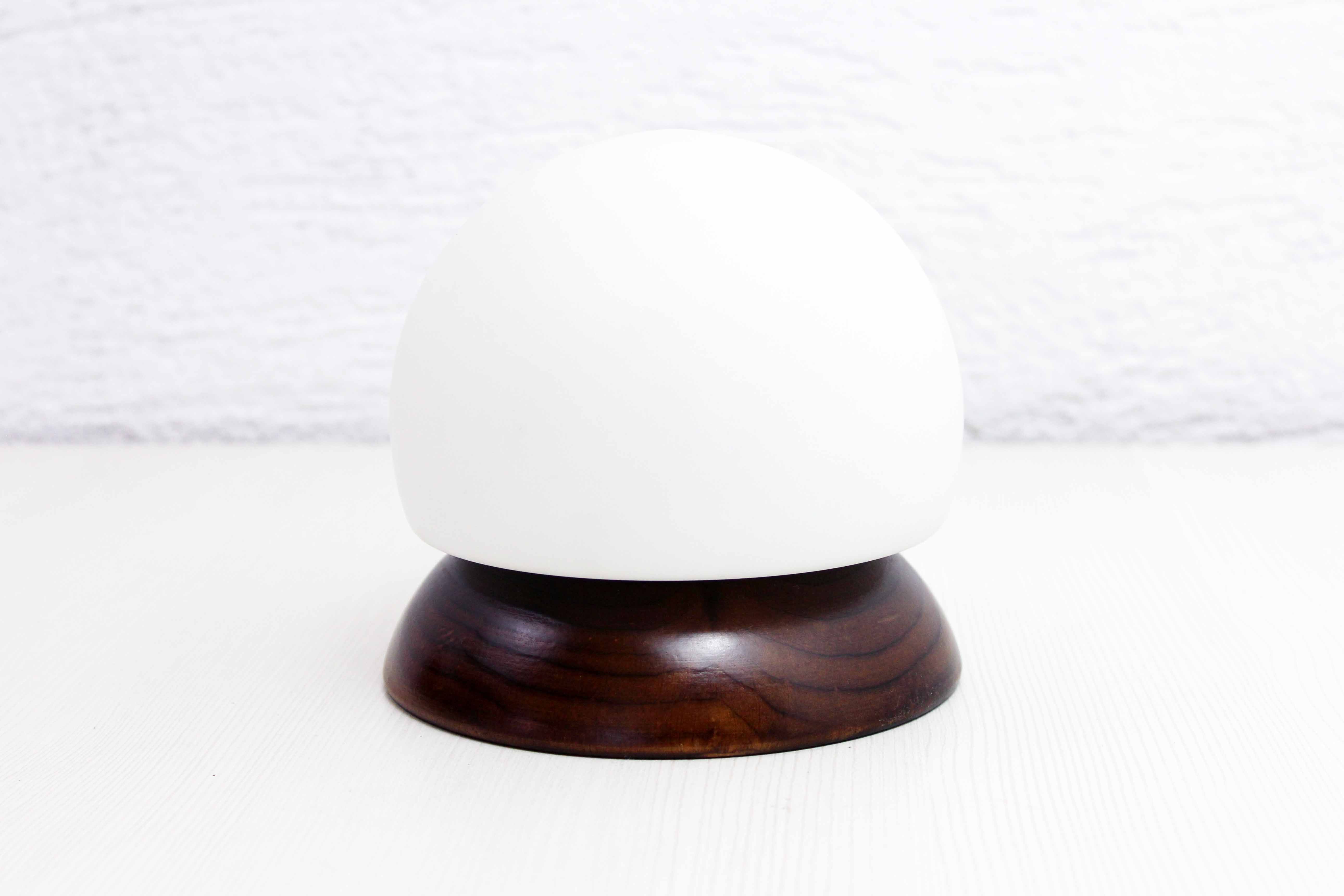Mushroom lamp in wood and opaline glass