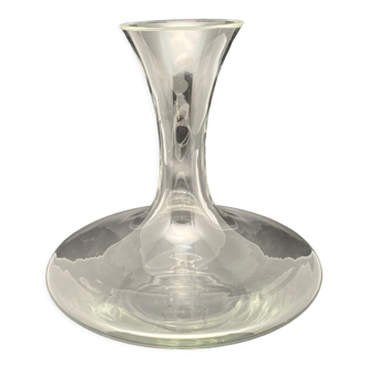Smooth glass decanter