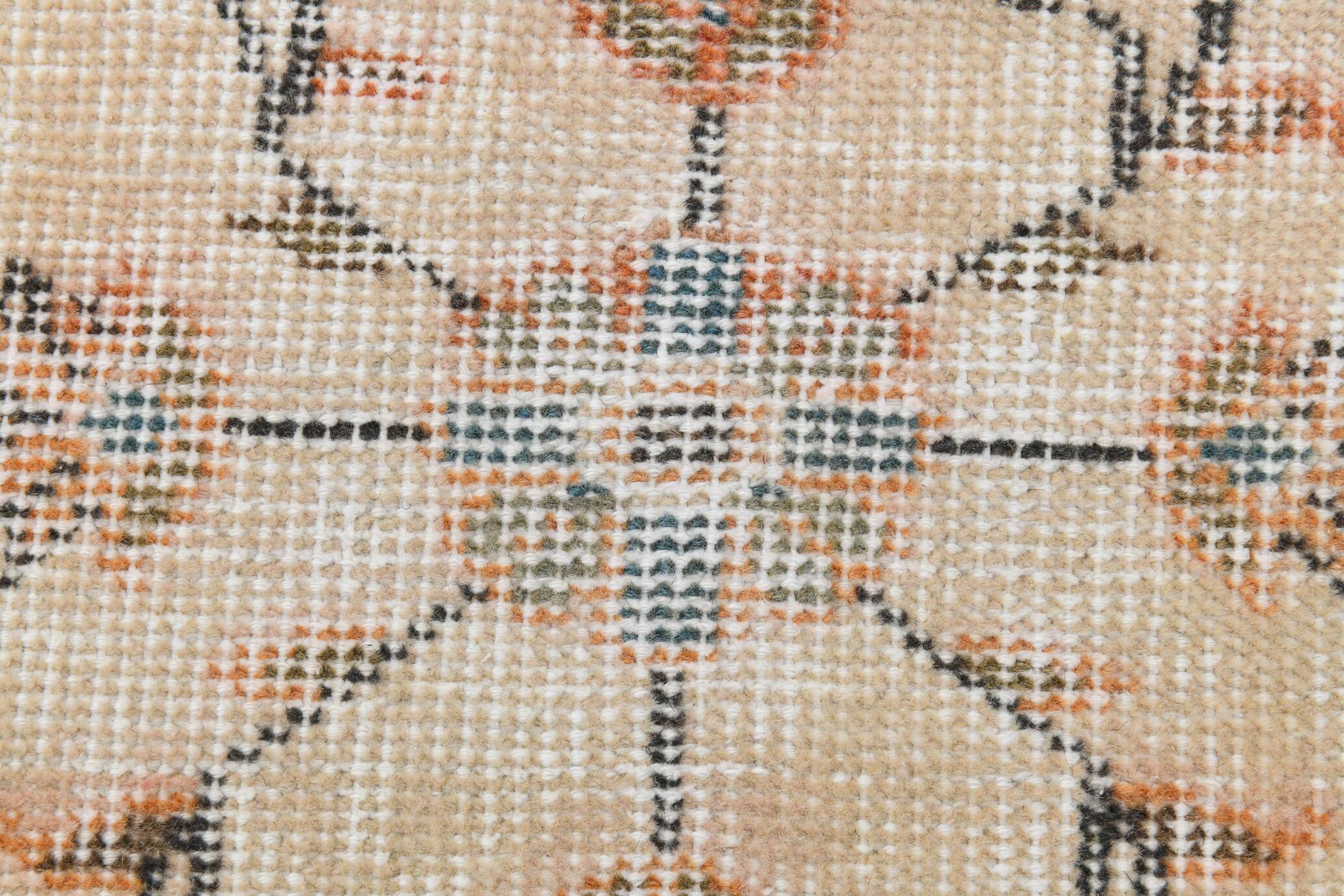 7x10 Classic Vintage Persian Rug, 204x305Cm