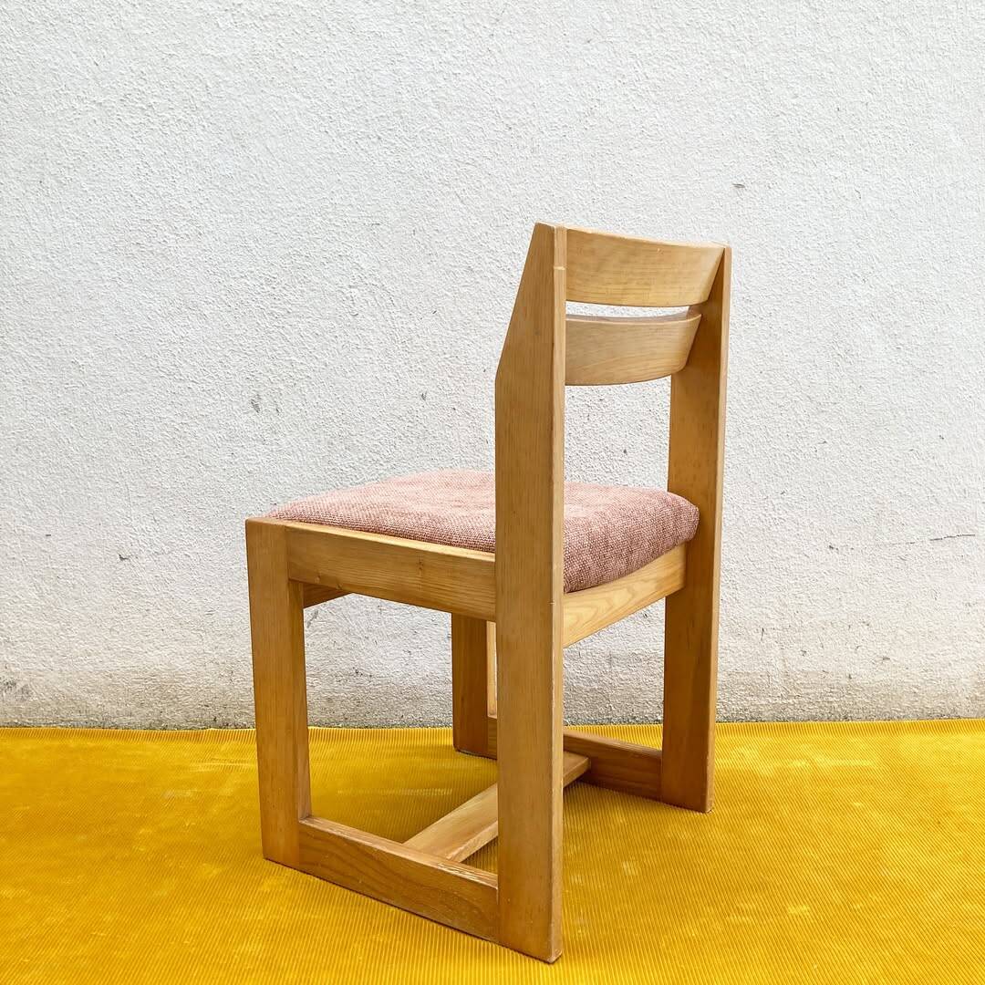 Chaises Maison Regain – Sculpturales & solaires : Blanc cassé ou Rouille