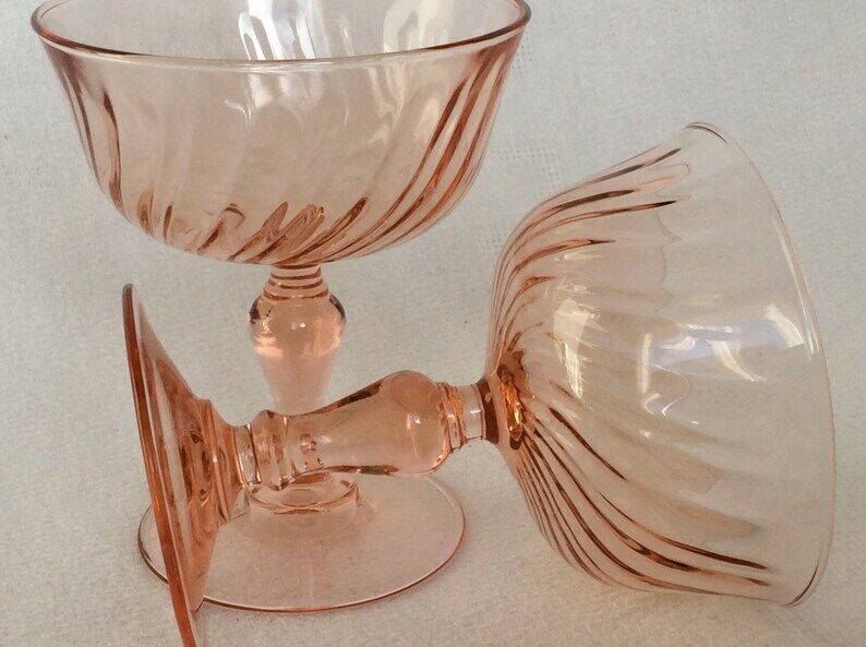 Set of 2 champagne glasses Luminarc Rosaline cocktail 70s