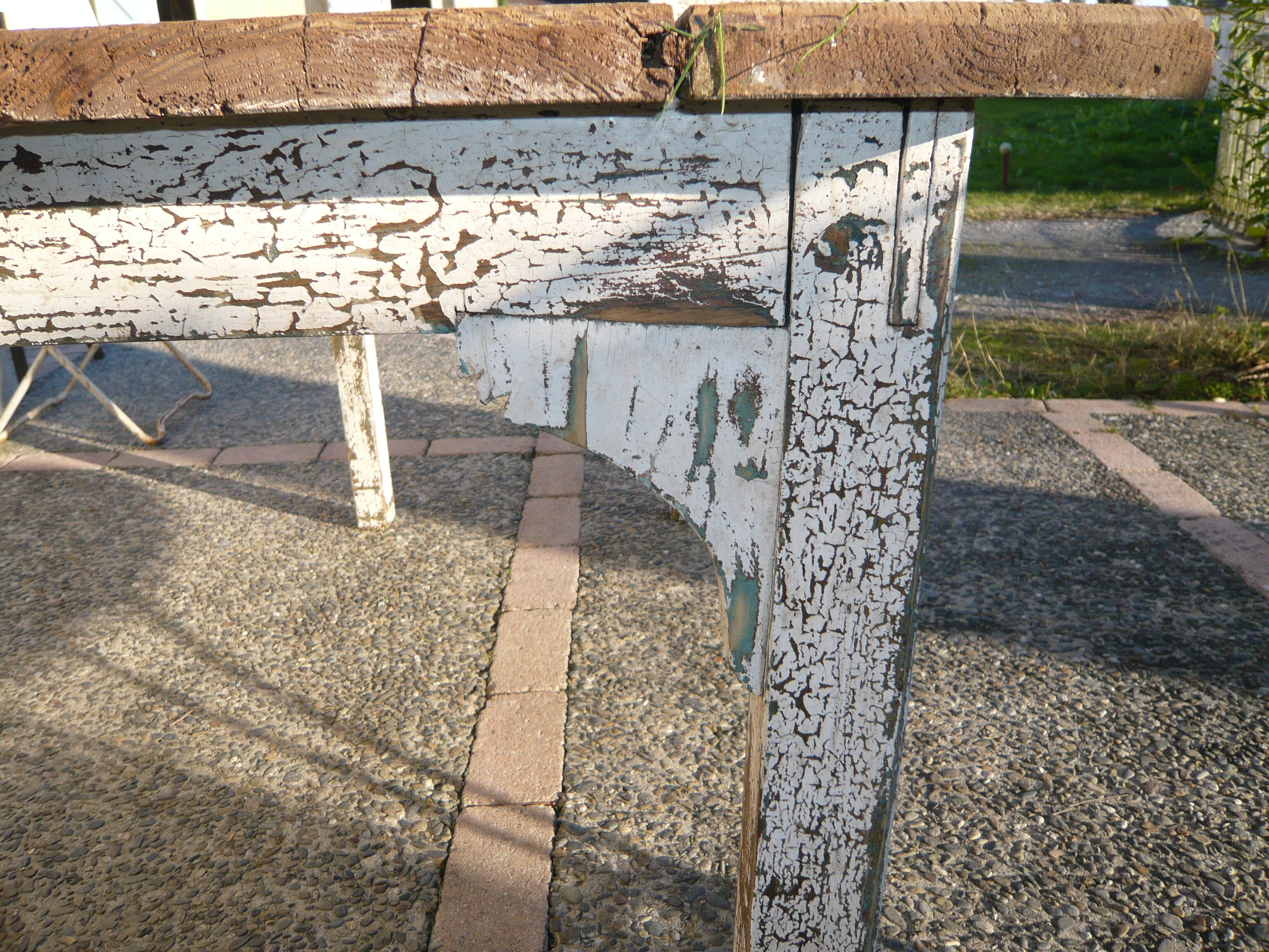Farm table