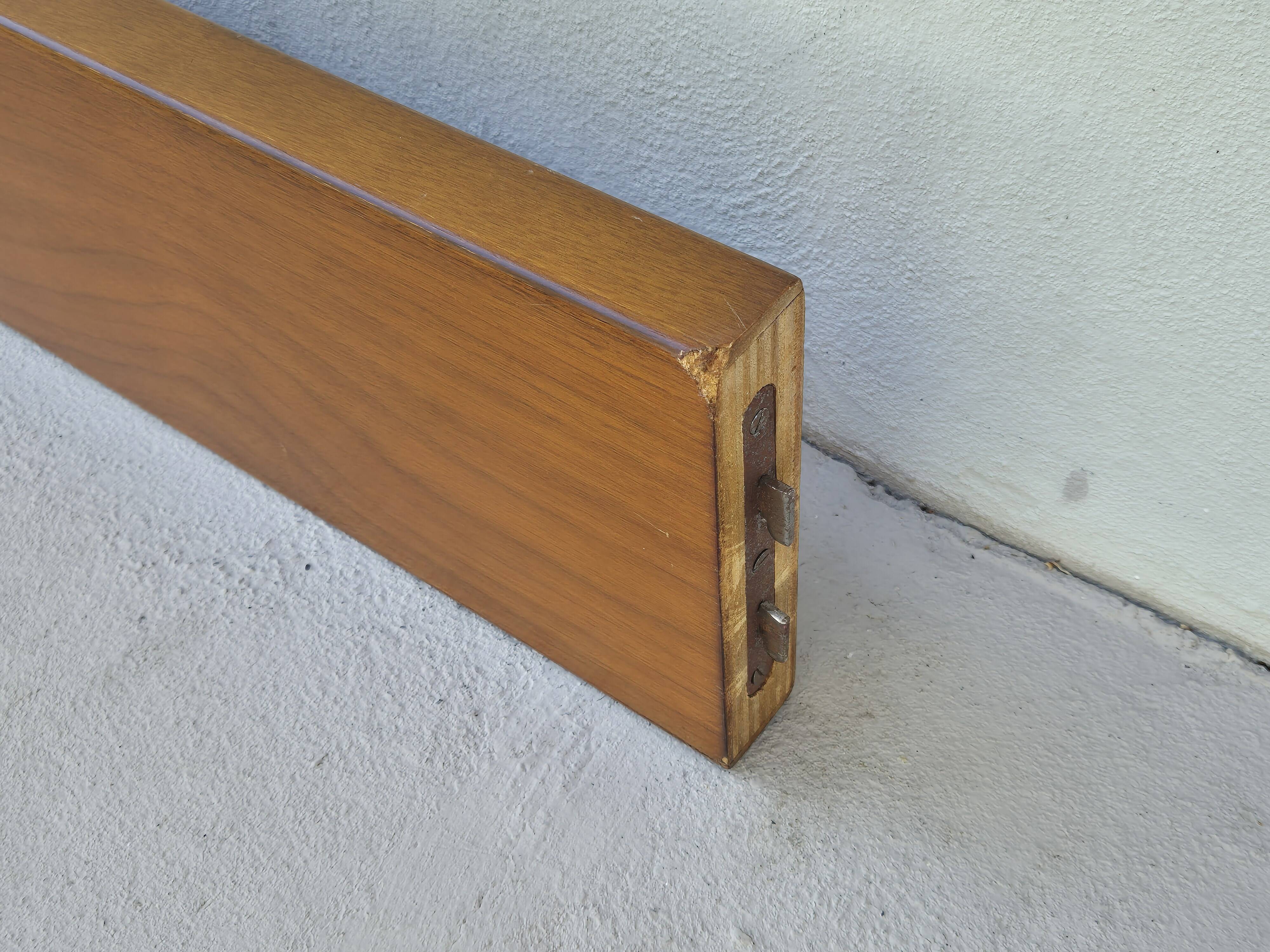 Lit de noyer Stilwood des années 1960