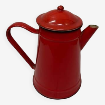 Red enameled iron coffee maker 1940