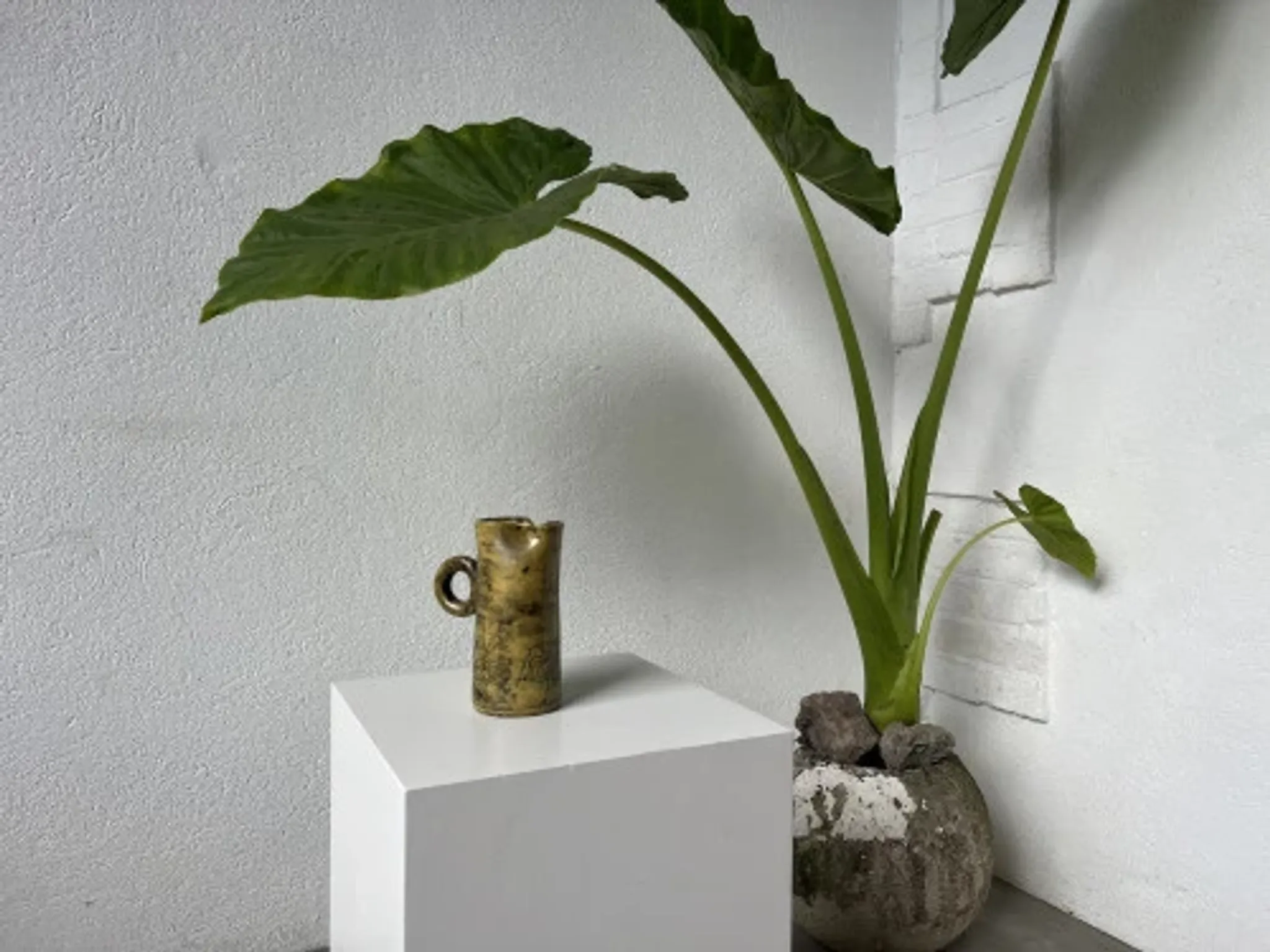 Jacques Blin: Yellow glazed ceramic jug