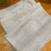 Lot de 4 serviettes anciennes grises monogrammes