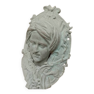 Billiard corner, bronze door knocker