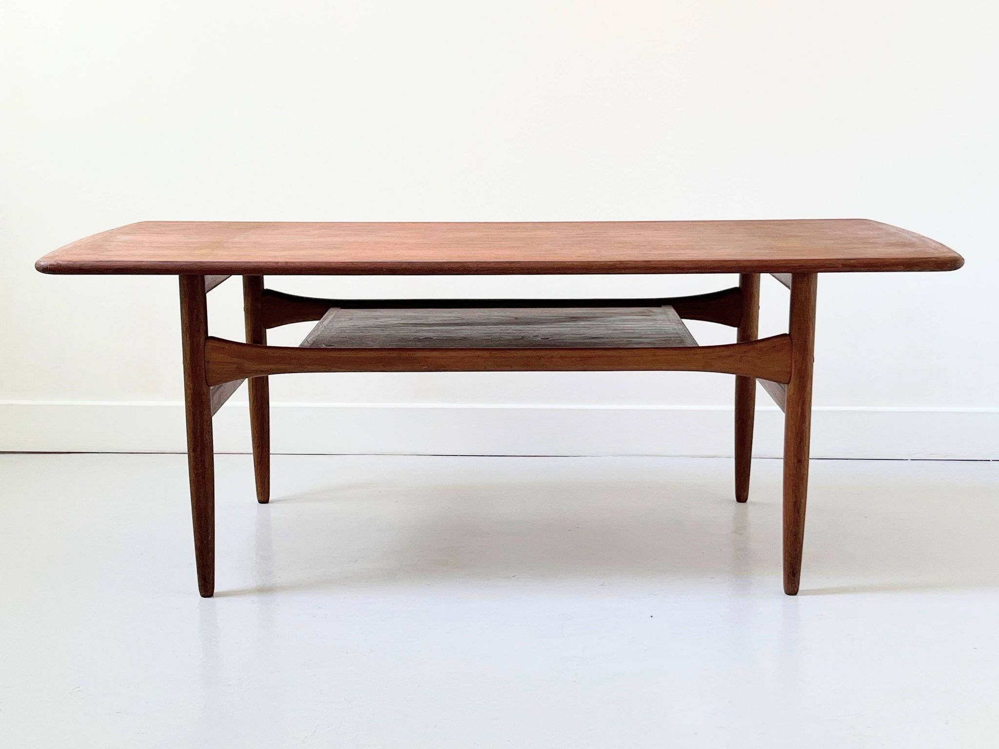 Scandinavian coffee table Robert Christensen - Arrebo Møbler