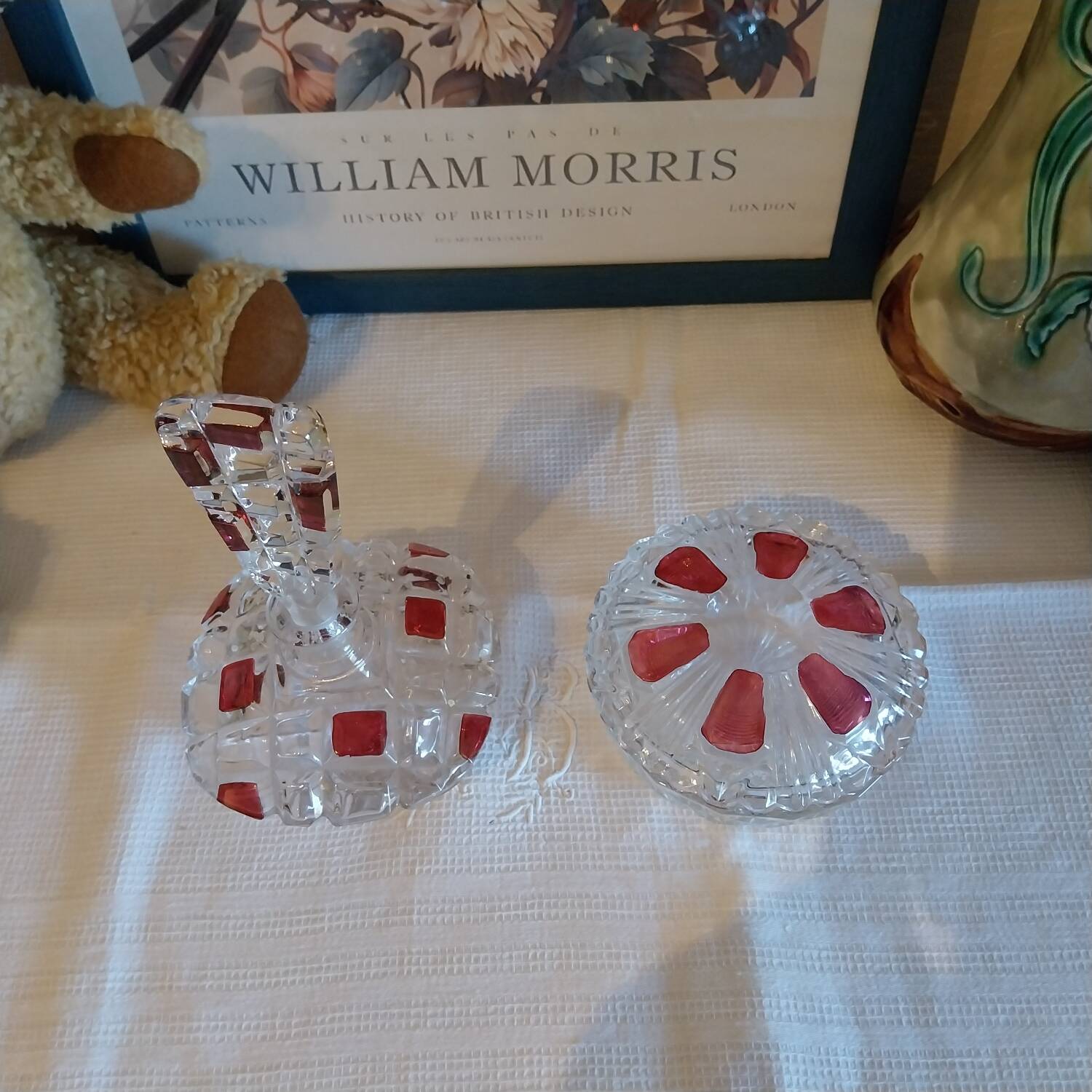 Ancienne bonbonnière et flacon art déco en cristal Henkel