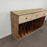 Storage unit with drawers