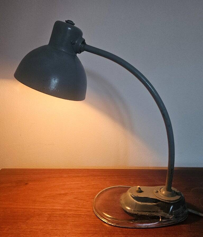 Lampe de bureau industrielle Bauhaus, Marianne Brandt, Kandem, base en verre, années 1930
