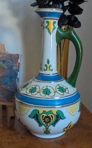 Cazeneuve carafe