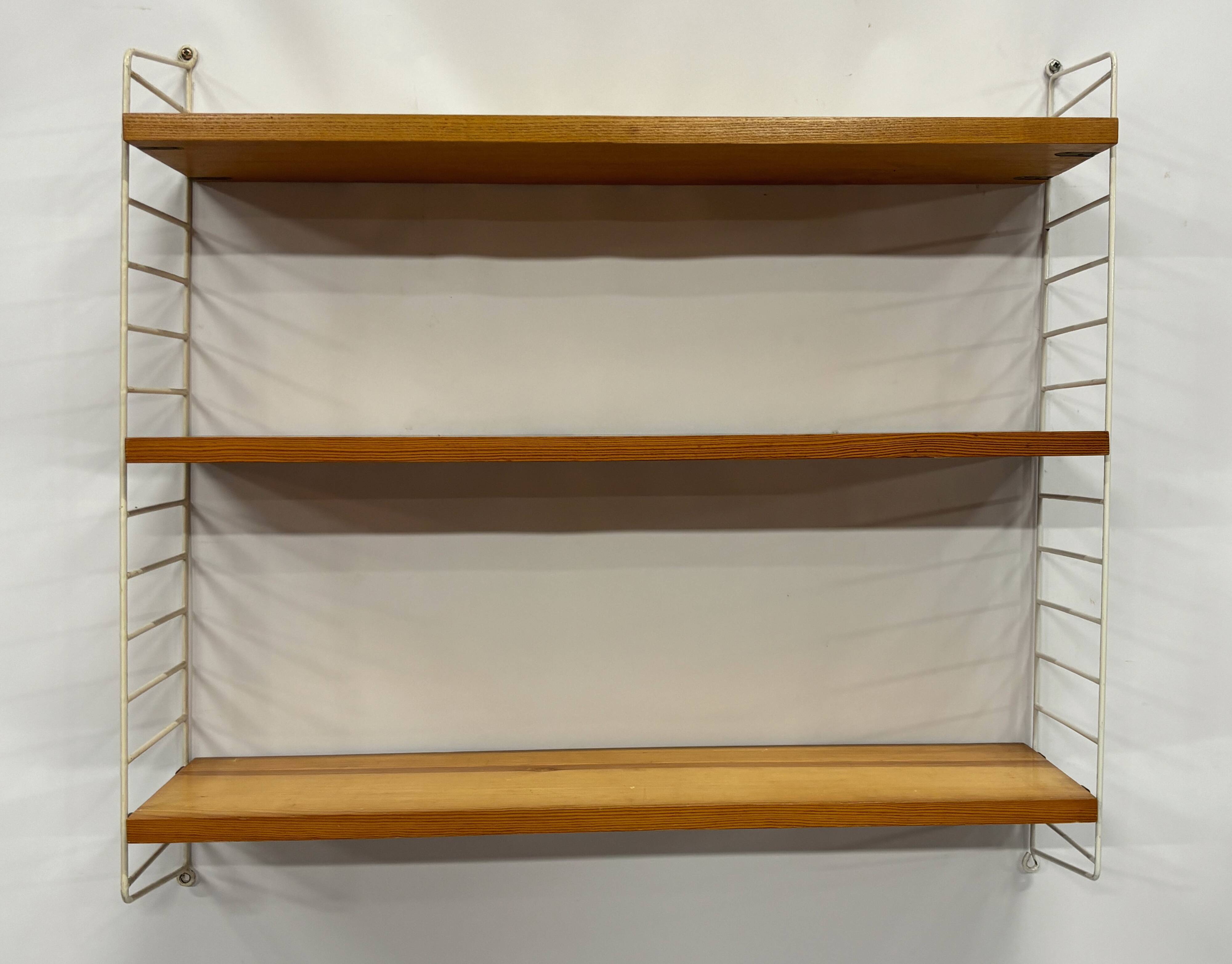 Système mural à cordes nisse du milieu du siècle, 1960 compact