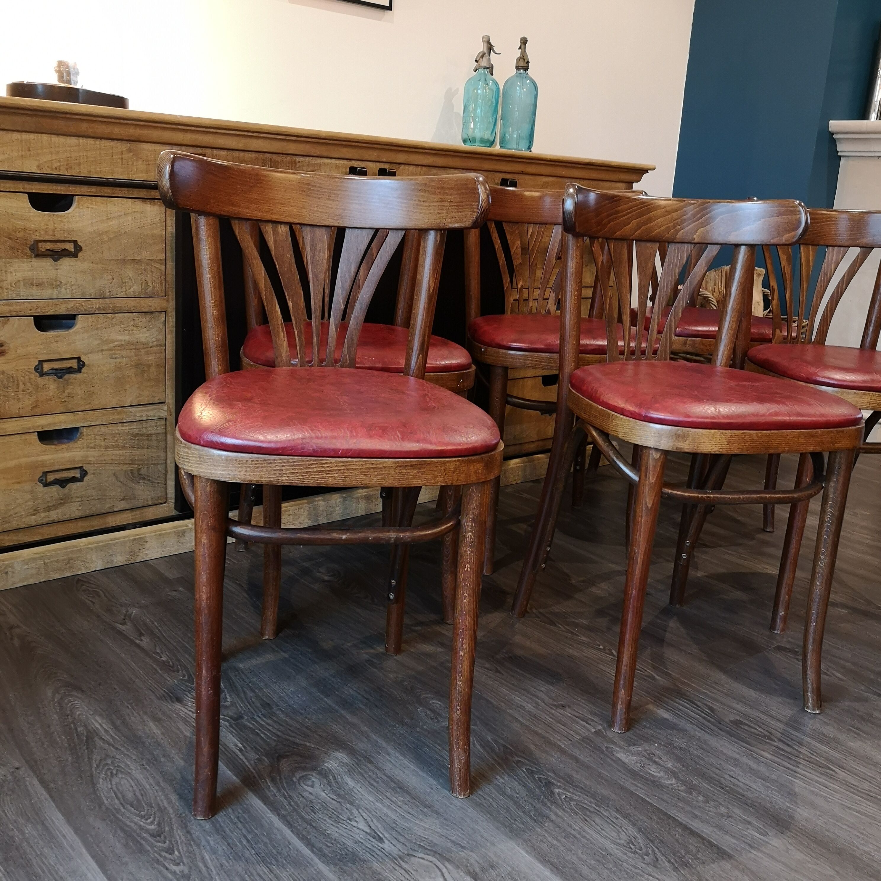 6 vintage bistro chairs
