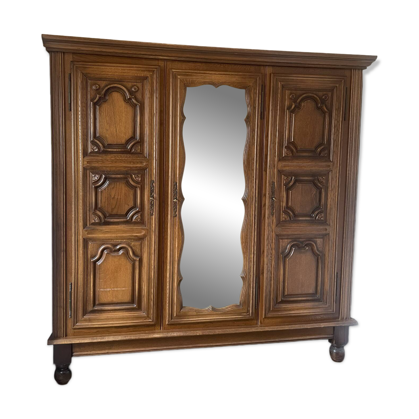 Armoire ancienne