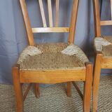 Series of 5 old mulched chairs