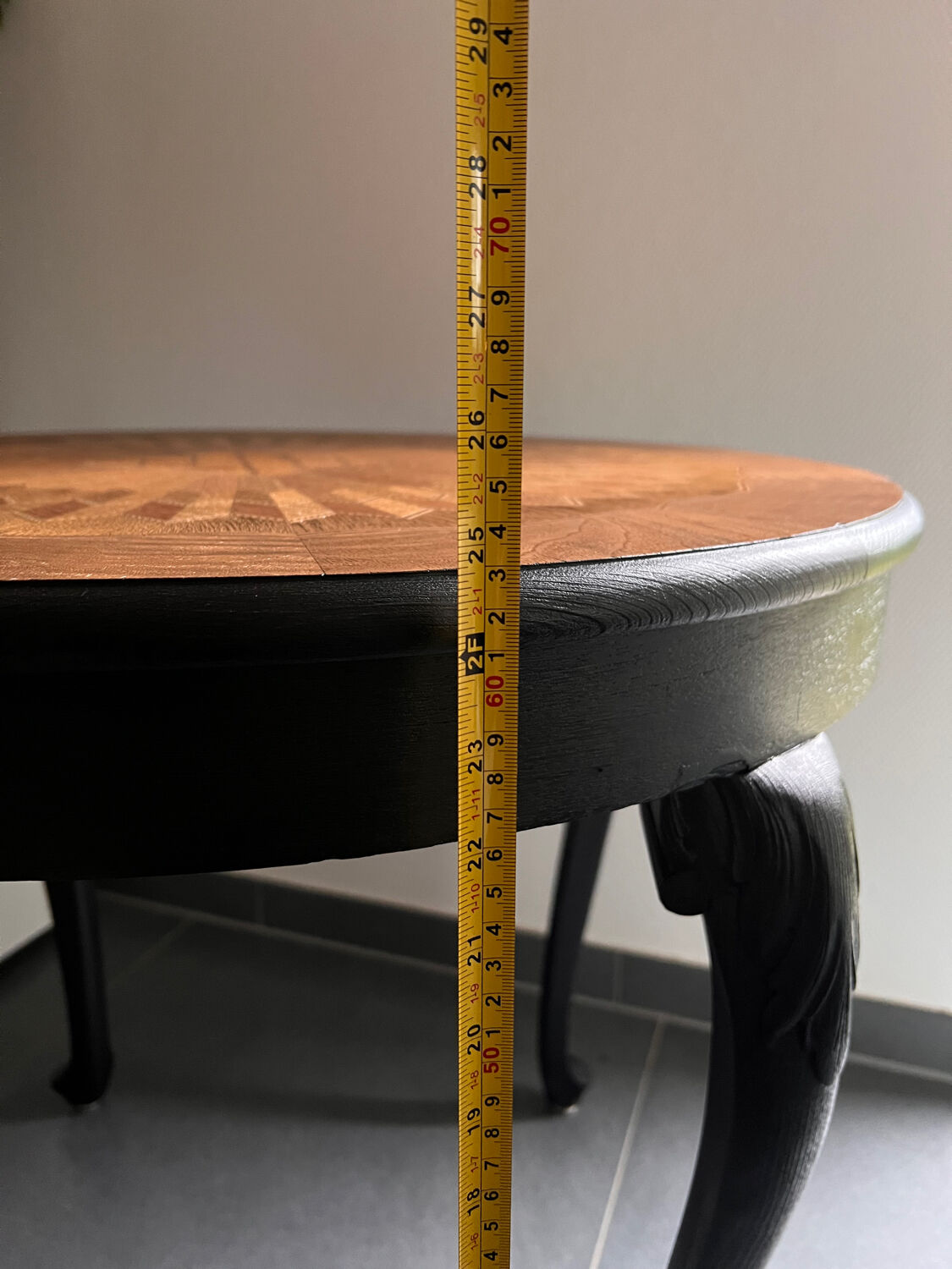 Table d’appoint marqueterie