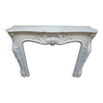 Louis XVI marble fireplace from the 19th century