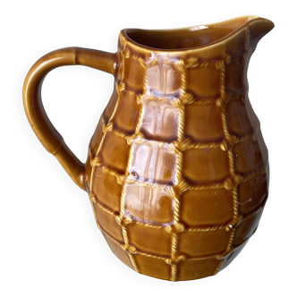 Saint Clément pitcher, vintage rope pattern