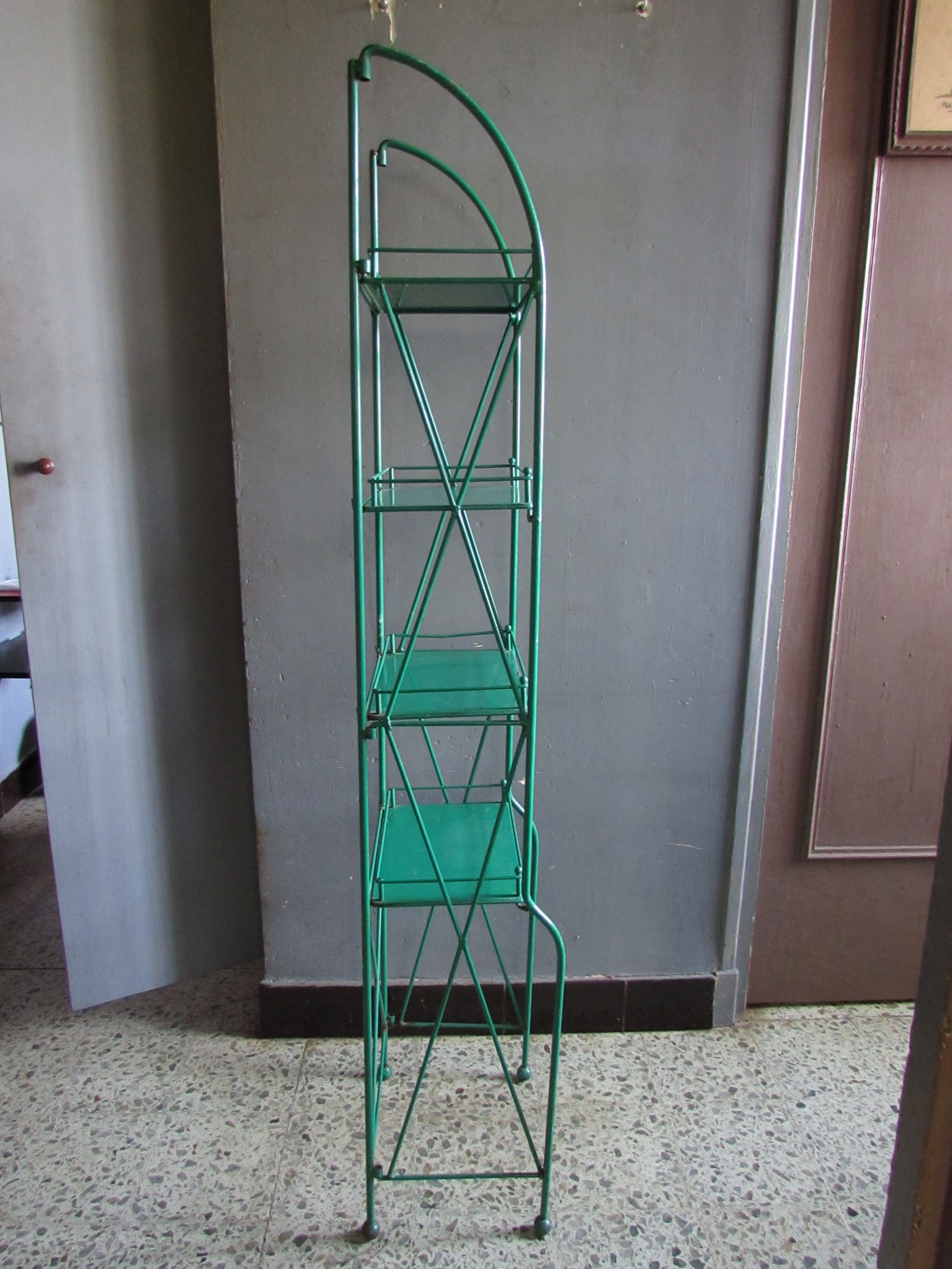 50's Eiffel Tower folding bakery shelf