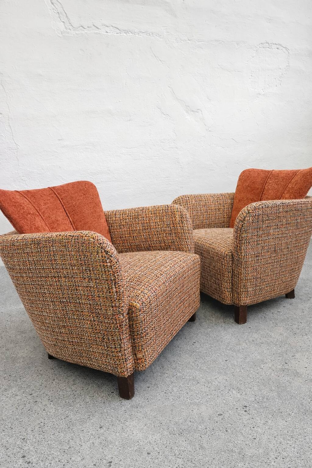 Rare sculptural lounge armchairs by  Kaesz Gyula, Hungary, ca.1941-42