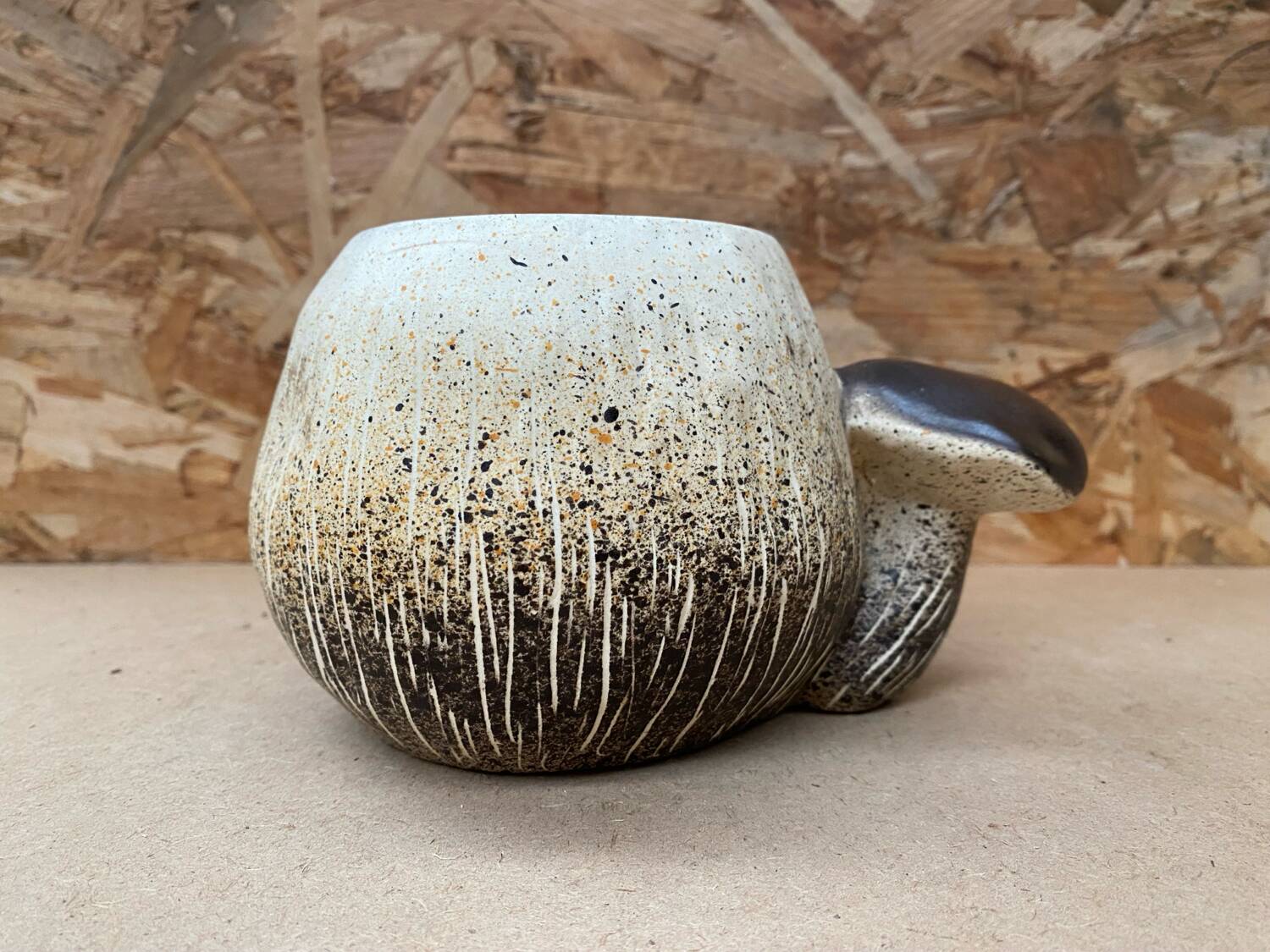 Old bruno dose pot breuil pottery mushroom shape