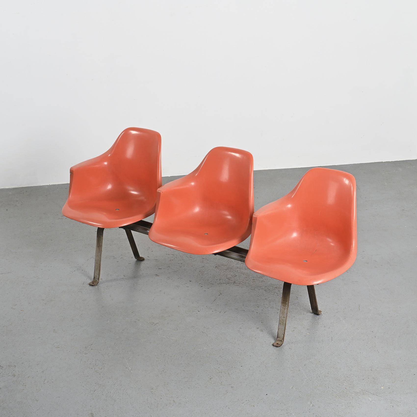 Bus station bench by Kiyonori Kikutake & Itsuko Hasegawa, Japan 1965