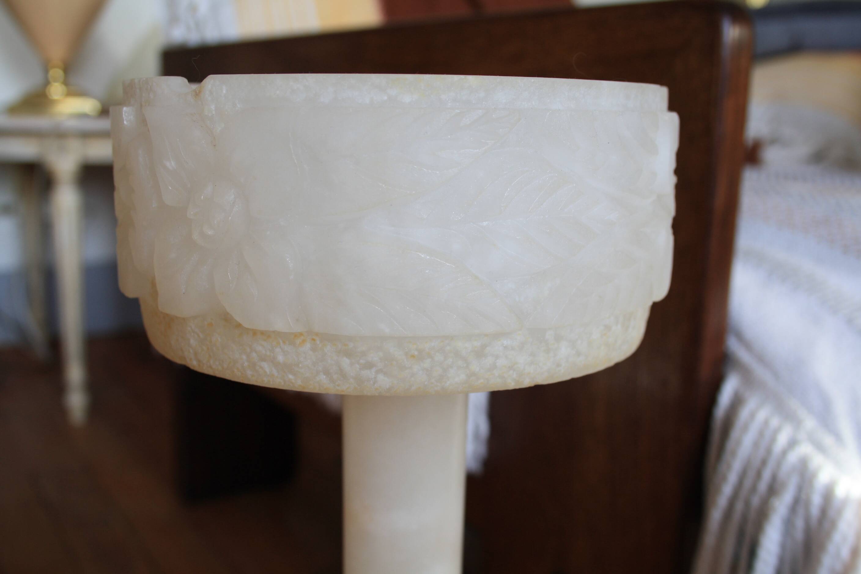 Empty pocket, alabaster ashtray